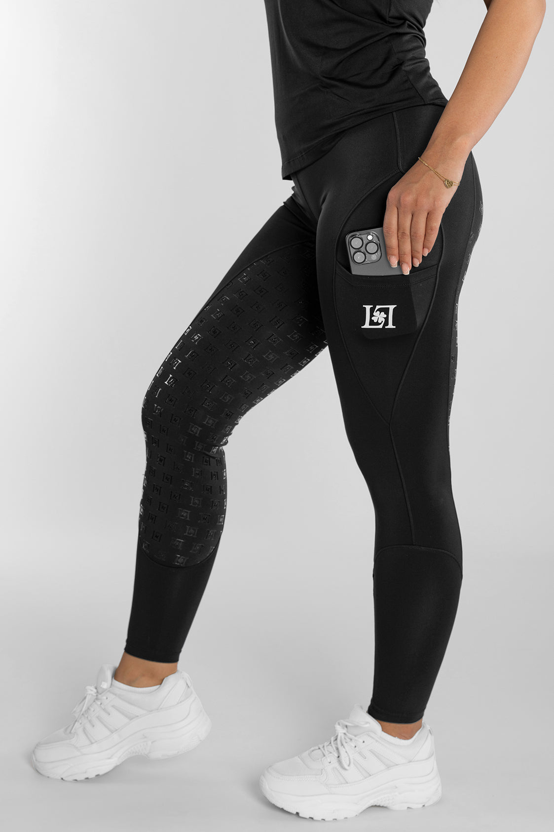 Jet Smooth Breeches
